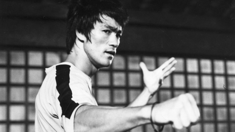 19 neprehliadnuteľných inšpiratívnych lekcií života od Brucea Leeho