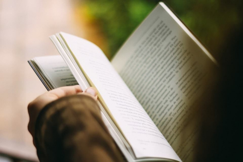 14 Cara Menumbuhkan Kebiasaan Membaca Seumur Hidup