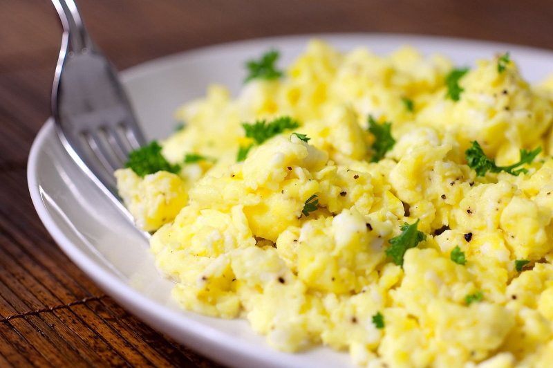 10 odličnih načinov uživanja jajc z nizko vsebnostjo ogljikovih hidratov!