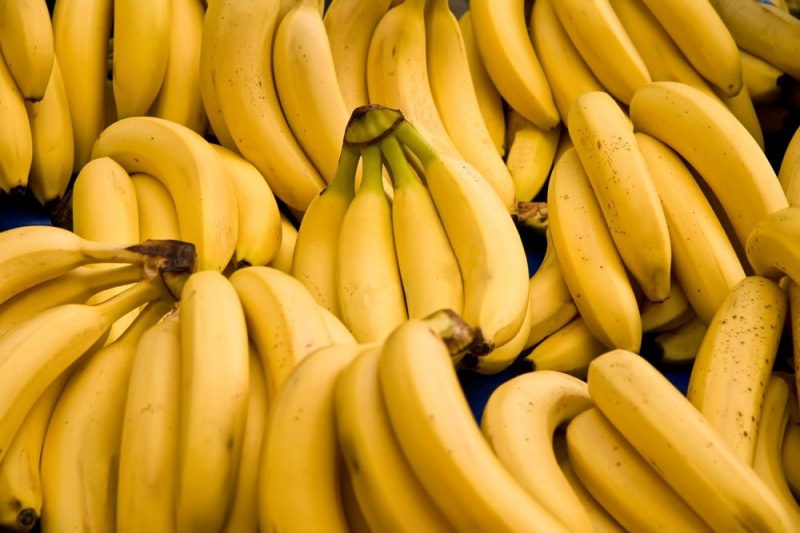 Dajanje bradavic zdrsne: odstranite bradavice z banano