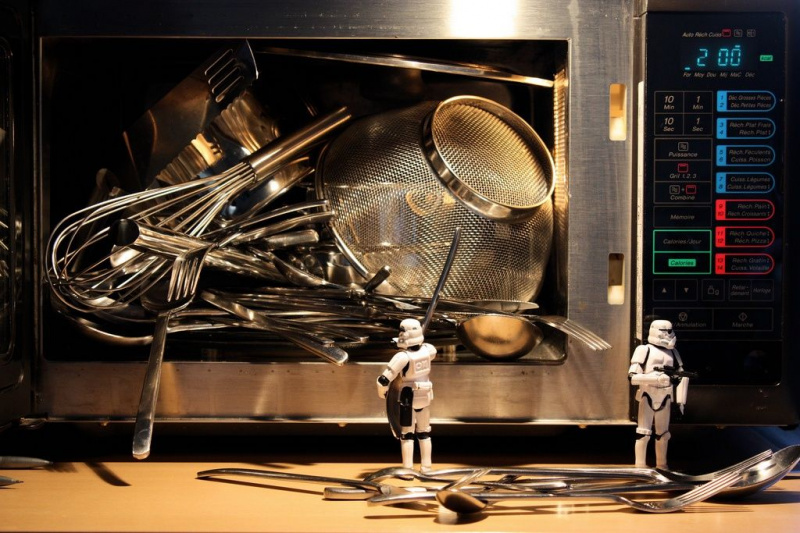20 de utilizări pentru cuptorul cu microunde care vă vor surprinde cu siguranță