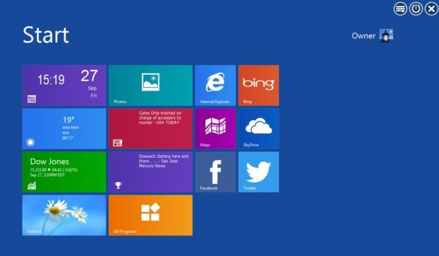 Prineste úvodnú obrazovku systému Windows 8 a panel s príveskami do systému Windows 7